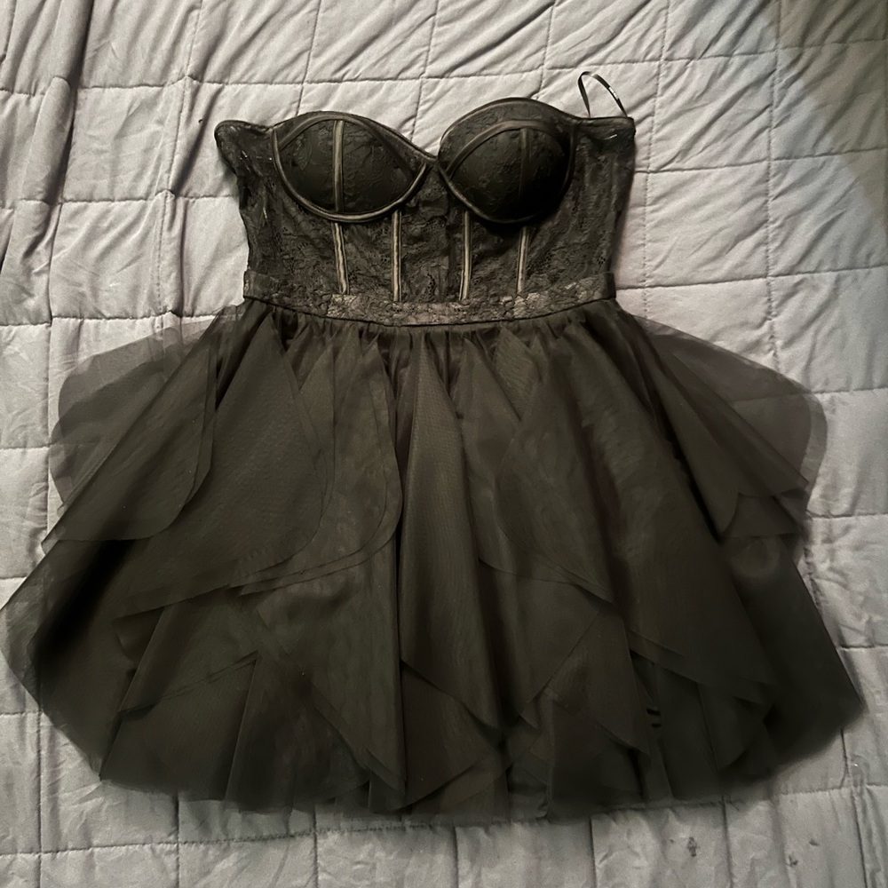 Forever 21 Black Bustier Tiered Mini Dress Prom